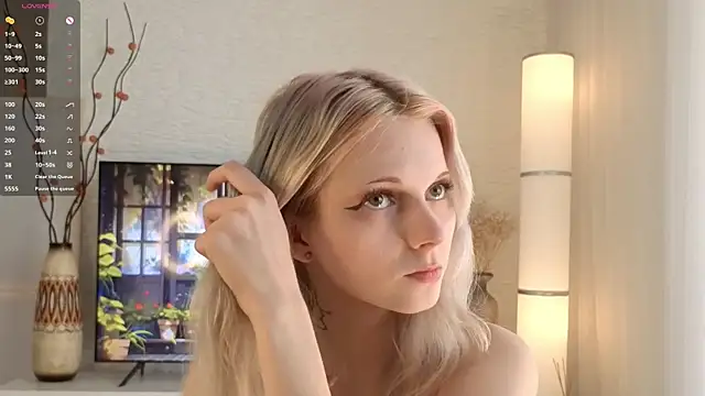 JuanaSumma online show from June 2026 06:04:01 AM