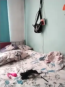 Snapshot of TWOLOVE16 chatting on April 2026 01:45:02 PM TWOLOVE16 online show from April 2026 01:45:02 PM