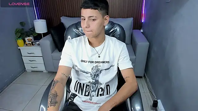 Liam9  online show from February 2026 01:37:01 PM