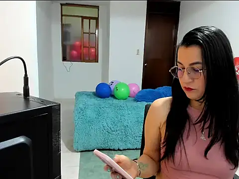 Snapshot of talia_mystic chatting on February 2026 12:49:01 PM talia mystic online show from February 2026 12:49:01 PM