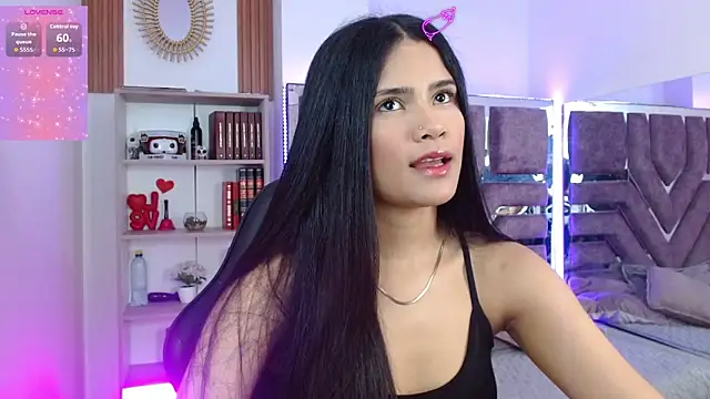 Snapshot of Violet_Collins1 chatting on February 2026 11:42:02 AM Violet Collins1 online show from February 2026 11:42:02 AM