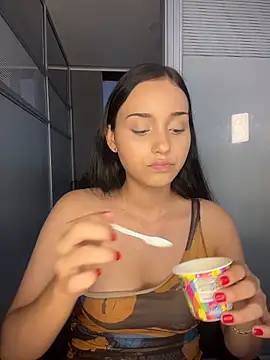 Snapshot of xXxSamantha__ chatting on February 2026 10:52:01 PM xXxSamantha online show from February 2026 10:52:01 PM