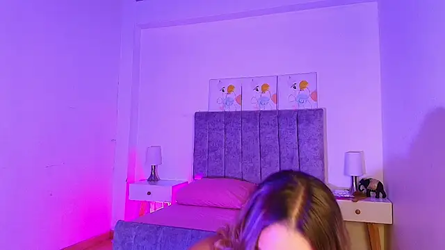 Lucy Carson  online show from April 2026 03:42:02 AM