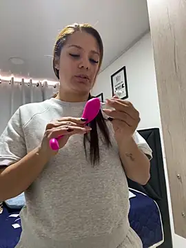 Pretty  Milf online show from May 2026 03:16:02 PM