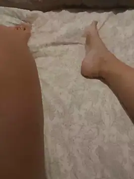 Snapshot of Karine0806 chatting on February 2026 03:32:02 PM Karine0806 online show from February 2026 03:32:02 PM