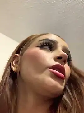 ivy-777 online show from May 2026 11:01:04 PM