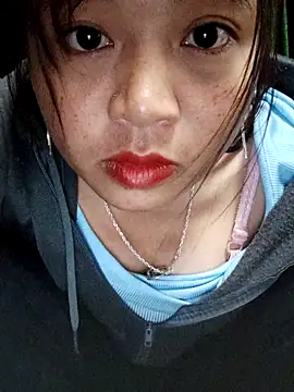 Snapshot of miumiu_sexy2x chatting on February 2026 01:13:02 AM miumiu sexy2x online show from February 2026 01:13:02 AM