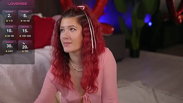 Snapshot of EvaMo0n chatting on February 2026 06:26:01 AM EvaMo0n online show from February 2026 06:26:01 AM