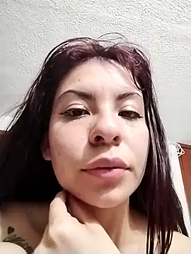 Snapshot of niiix_01 chatting on February 2026 02:48:02 AM niiix 01 online show from February 2026 02:48:02 AM