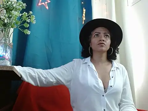 Snapshot of marilin_black chatting on February 2026 07:32:02 PM marilin black online show from February 2026 07:32:02 PM