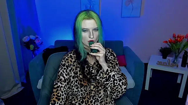 Snapshot of ToxicKittyy chatting on January 2026 02:43:02 PM ToxicKittyy online show from January 2026 02:43:02 PM