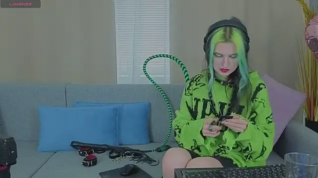 Snapshot of ToxicKittyy chatting on February 2026 02:24:02 PM ToxicKittyy online show from February 2026 02:24:02 PM