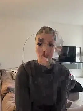 Snapshot of NovaLushhh chatting on February 2026 12:33:02 PM NovaLushhh online show from February 2026 12:33:02 PM