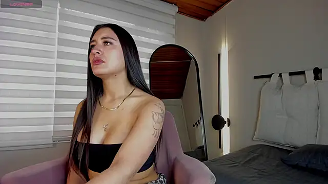 Snapshot of laila__sub_ chatting on February 2026 12:56:02 PM laila sub online show from February 2026 12:56:02 PM