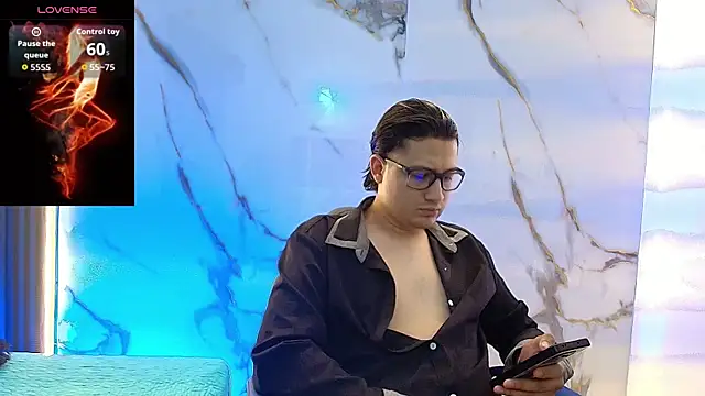 Danner Alaia online show from February 2026 07:18:01 PM