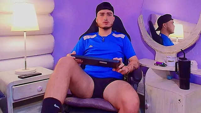 Salvattore Muller online show from February 2026 02:53:01 AM