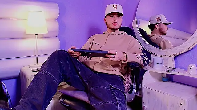 Salvattore Muller online show from February 2026 01:22:01 AM