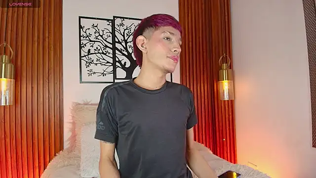 Snapshot of Taylor_Snow chatting on February 2026 08:51:02 PM Taylor Snow online show from February 2026 08:51:02 PM