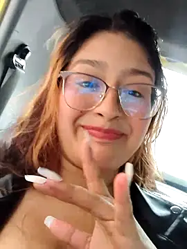 Snapshot of TatiJx_Pink chatting on February 2026 04:03:02 PM TatiJx Pink online show from February 2026 04:03:02 PM