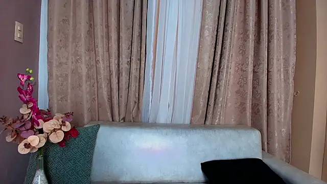 Snapshot of TessaMonroee chatting on February 2026 06:28:02 PM TessaMonroee online show from February 2026 06:28:02 PM