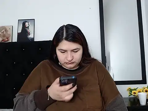 LauraHorny69 online show from March 2026 01:17:02 PM