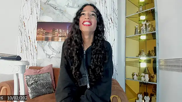 Snapshot of Swan_Duchess chatting on February 2026 01:37:02 PM Swan Duchess online show from February 2026 01:37:02 PM