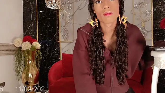 Snapshot of Swan_Duchess chatting on February 2026 01:05:01 PM Swan Duchess online show from February 2026 01:05:01 PM