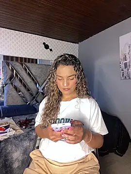 Snapshot of AngelPinkk_ chatting on February 2026 08:16:01 PM AngelPinkk online show from February 2026 08:16:01 PM