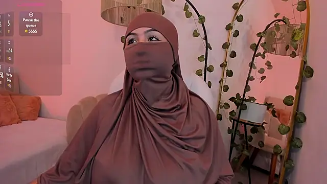  Amirah online show from May 2026 05:55:02 PM