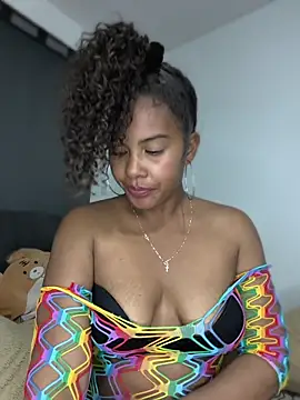 Snapshot of NovaCeleste chatting on May 2026 05:24:01 AM NovaCeleste online show from May 2026 05:24:01 AM