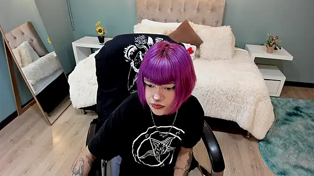 Bela Craxkerr online show from February 2026 12:56:01 PM