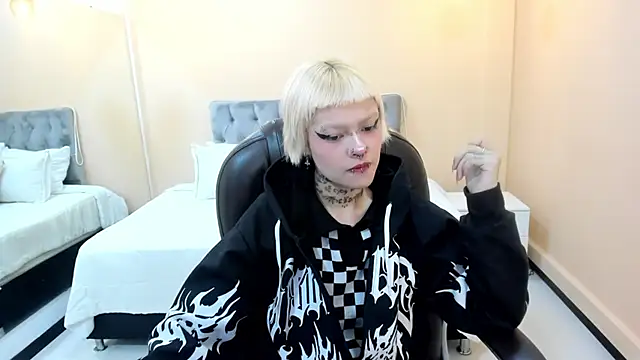 Bela Craxkerr online show from March 2026 01:00:02 PM