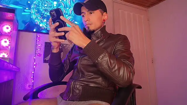 Snapshot of pauldocux_ chatting on January 2026 02:26:01 AM pauldocux online show from January 2026 02:26:01 AM