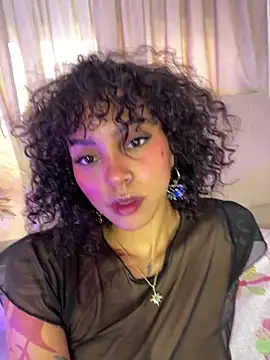 Snapshot of LizStorm_ chatting on February 2026 05:43:02 PM LizStorm online show from February 2026 05:43:02 PM