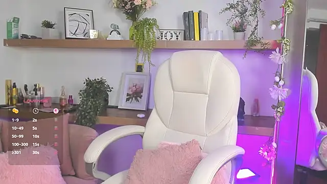 Lorraine v online show from April 2026 08:33:01 PM
