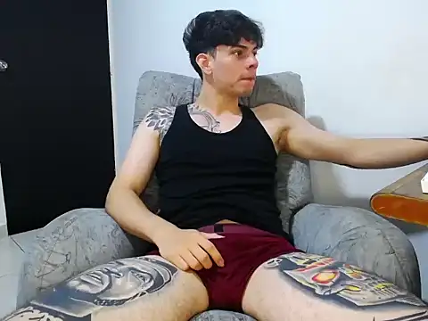 Snapshot of Joshh_miller chatting on April 2026 06:21:01 AM Joshh miller online show from April 2026 06:21:01 AM