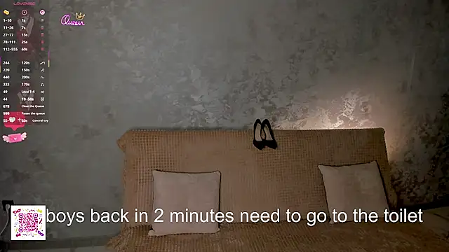 Snapshot of ElsaDivine chatting on February 2026 08:58:01 PM ElsaDivine online show from February 2026 08:58:01 PM