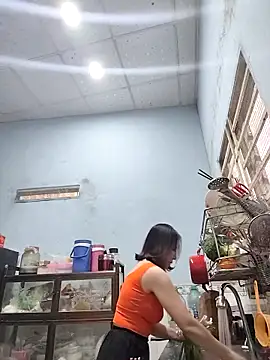 Snapshot of Famrita chatting on February 2026 01:24:02 AM Famrita online show from February 2026 01:24:02 AM