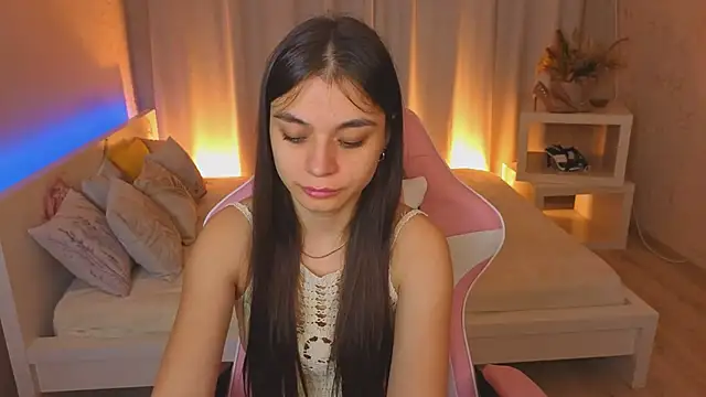Kim Bless online show from May 2026 01:25:02 AM