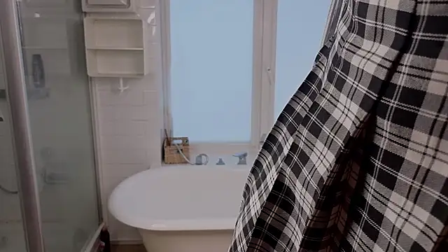 Snapshot of CinthiaSluis chatting on February 2026 05:24:01 AM CinthiaSluis online show from February 2026 05:24:01 AM