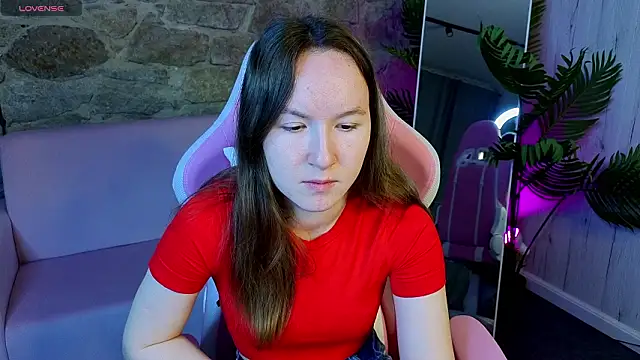 Snapshot of SindieStorm chatting on February 2026 01:35:02 AM SindieStorm online show from February 2026 01:35:02 AM