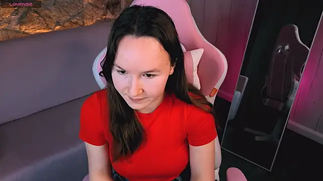 Snapshot of SindieStorm chatting on February 2026 06:26:01 AM SindieStorm online show from February 2026 06:26:01 AM