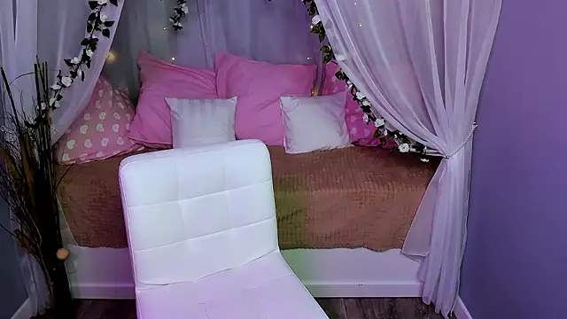 Snapshot of ArielBlis chatting on March 2026 10:56:02 AM ArielBlis online show from March 2026 10:56:02 AM