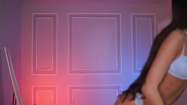 Snapshot of SammiMonroe chatting on February 2026 04:32:01 AM SammiMonroe online show from February 2026 04:32:01 AM