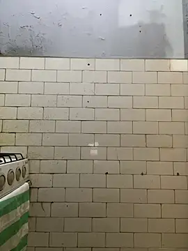 Snapshot of anita1825 chatting on February 2026 01:29:02 PM anita1825 online show from February 2026 01:29:02 PM