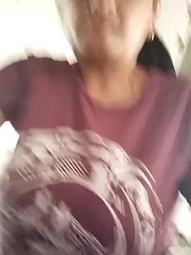 Snapshot of Luna_seductora12 chatting on February 2026 03:27:02 PM Luna seductora12 online show from February 2026 03:27:02 PM