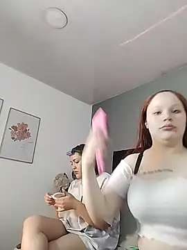 Snapshot of Crystaa12 chatting on February 2026 12:33:02 PM Crystaa12 online show from February 2026 12:33:02 PM