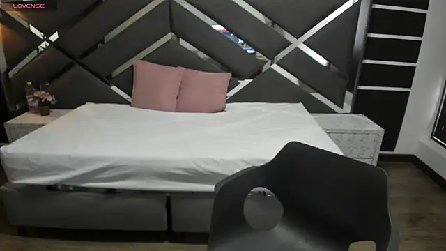 Snapshot of Ambarross_ chatting on January 2026 12:09:02 PM Ambarross online show from January 2026 12:09:02 PM