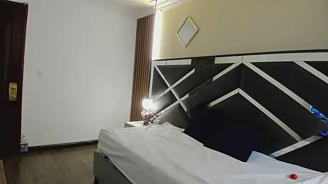 Snapshot of Ambarross_ chatting on February 2026 01:16:01 PM Ambarross online show from February 2026 01:16:01 PM