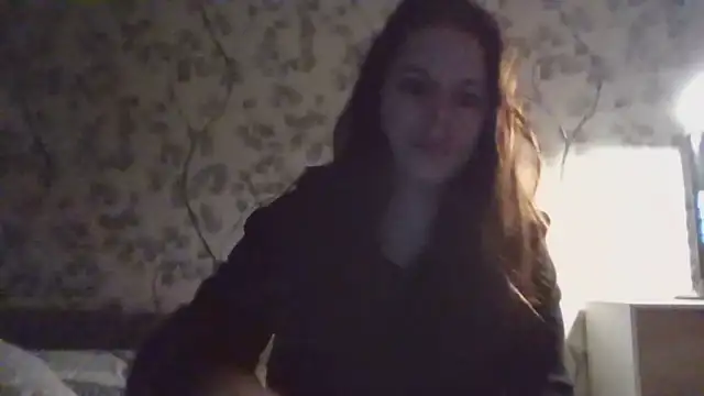 NyraLuna online show from May 2026 09:43:01 PM
